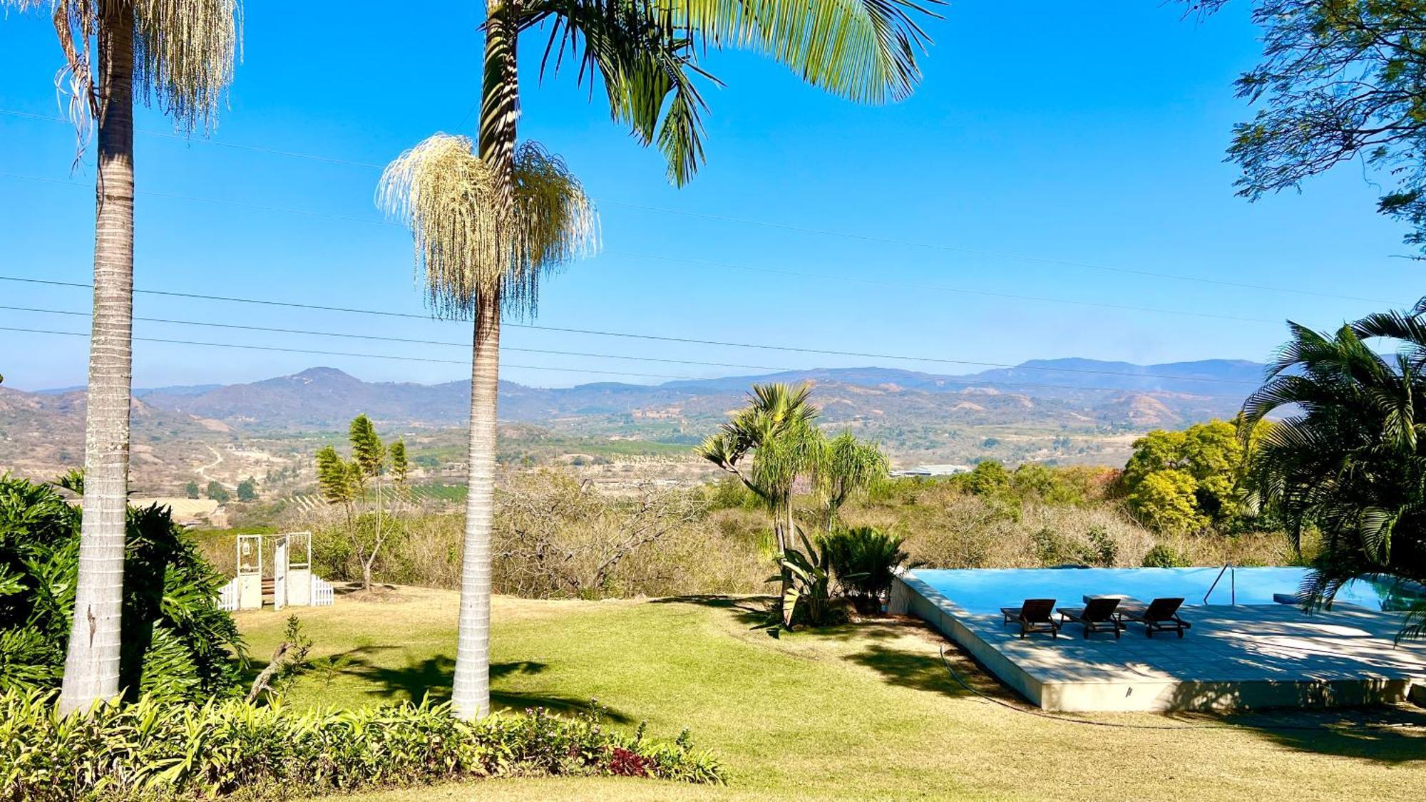 Loerieroep Estate - Mountainview Selfcatering Accommodation Nelspruit Mbombela Exterior photo