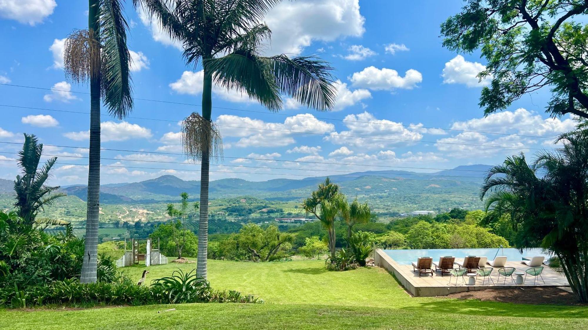 Loerieroep Estate - Mountainview Selfcatering Accommodation Nelspruit Mbombela Exterior photo